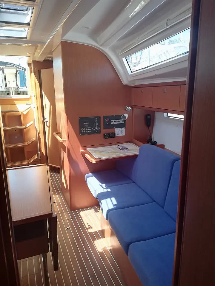 Bavaria Cruiser 37 in Zadar / Marina Zadar - Photo 4