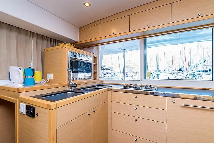 Lagoon 400 S2 in Trogir / ACI Marina Trogir - Photo 5