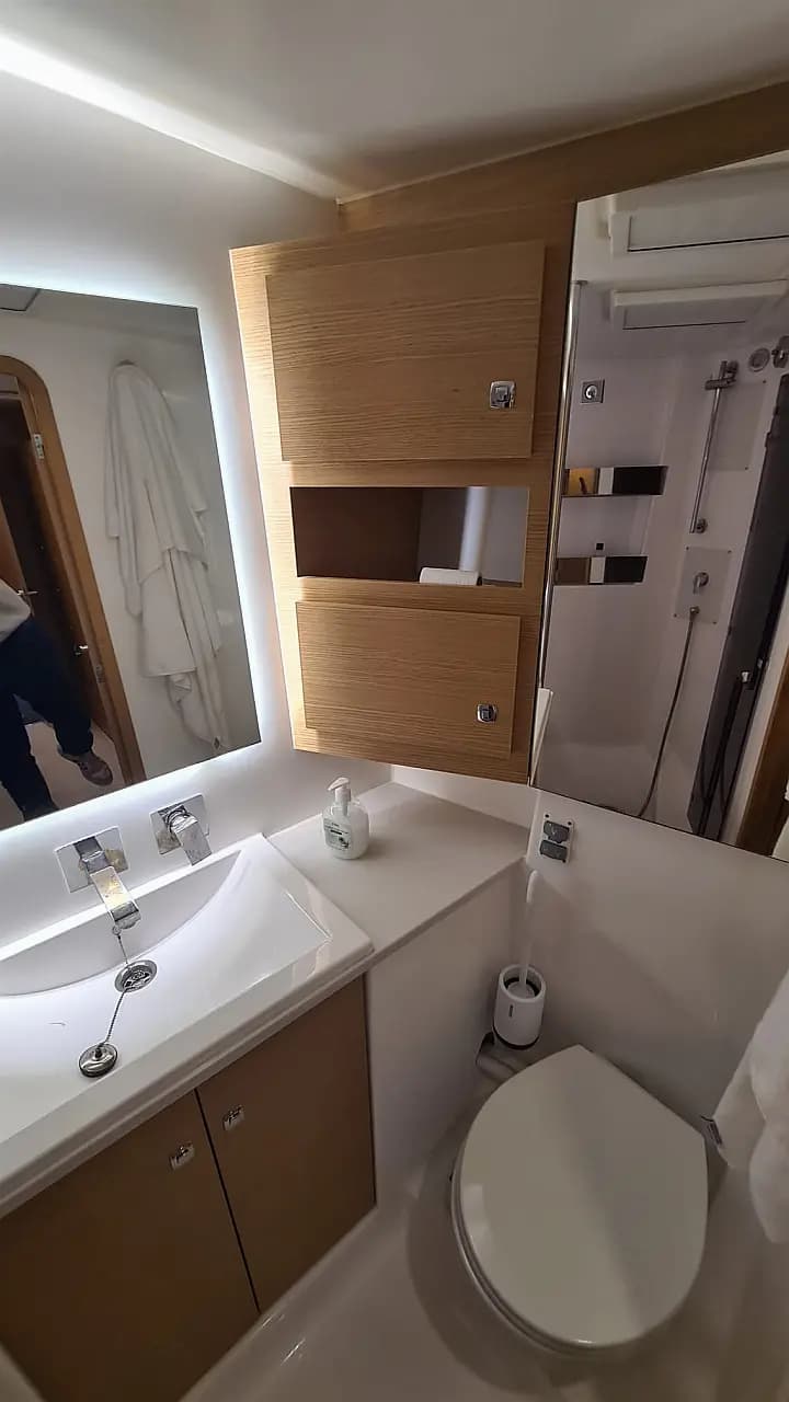 Dufour 56 Exclusive in Sicily / Castellammare del Golfo / Porto di Castellammare del Golfo - Photo 3