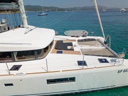 Lagoon 52F in Sardinia / Portisco / Cala dei Sardi thumbnail 64
