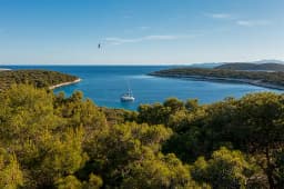 Lagoon 51 in Kaštel Gomilica / Marina Kaštela thumbnail 5