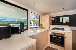 Dufour Catamaran 48 in Primošten / Marina Kremik thumbnail 16