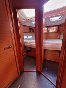 Dufour 530 in Sicily / Furnari / Marina Portorosa thumbnail 13
