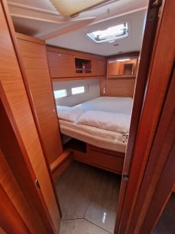 Dufour 530 in Sicily / Furnari / Marina Portorosa thumbnail 14
