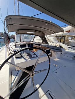 Dufour 530 in Sicily / Furnari / Marina Portorosa thumbnail 6