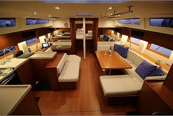 Oceanis 51.1 in Murter / Jezera / ACI Marina Jezera - Photo 3