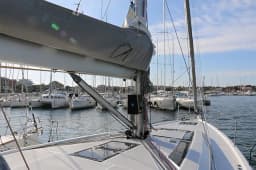 Oceanis 51.1 in Murter / Jezera / ACI Marina Jezera thumbnail 7