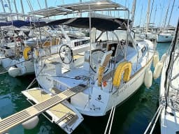 Oceanis 38.1 in Sukošan / D-Marin Dalmacija Marina thumbnail 6