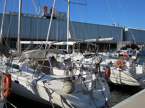 Catalina 42 in Genova / Marina di Porto Antico - Photo 1