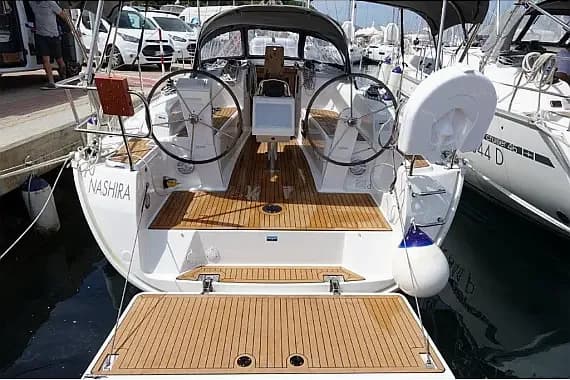 Bavaria Cruiser 34 in Sardinia / Portisco / Marina di Portisco - Photo 1