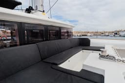 Lagoon 450 Fly in Ibiza / Sant Antoni de Portmany Port thumbnail 4