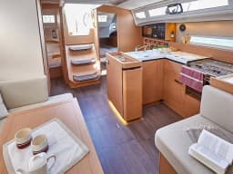 Sun Odyssey 410 in Lefkada / D-Marin Marina Lefkas thumbnail 13