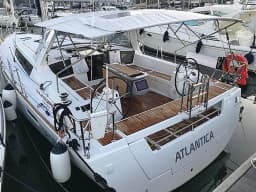 Oceanis 45 in La Spezia / Porto Mirabello thumbnail 10