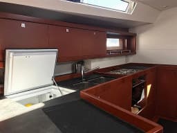 Oceanis 45 in La Spezia / Porto Mirabello thumbnail 4