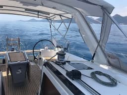 Oceanis 45 in La Spezia / Porto Mirabello thumbnail 9
