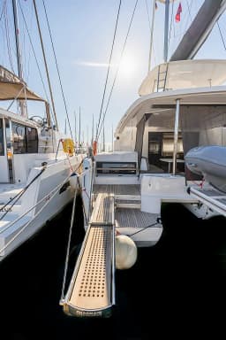 Lagoon 50 in Lefkada / Nydri / Hotel Armonia thumbnail 7