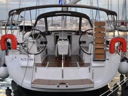 Sun Odyssey 519 in Athens / Marina Delta Kallithea thumbnail 7