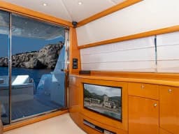 Uniesse 55 in Palaio Faliro / Flisvos Marina thumbnail 2