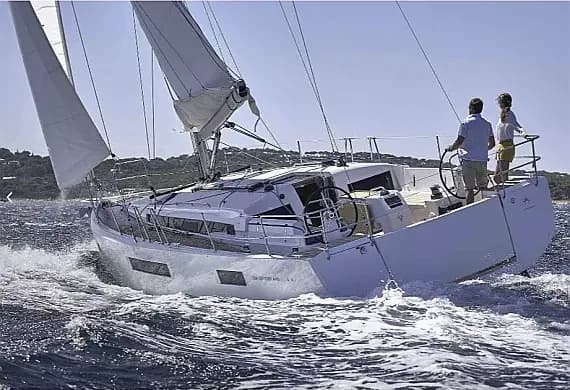 Sun Odyssey 440 in Mallorca / Palma de Mallorca / La Lonja Marina Charter - Photo 1
