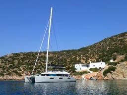 Lagoon 620 in Lavrion / Olympic Marina thumbnail 10