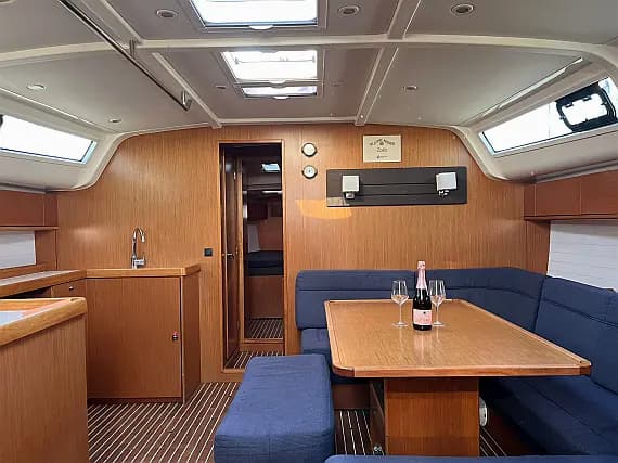Bavaria Cruiser 51 in Sukošan / D-Marin Dalmacija Marina - Photo 3