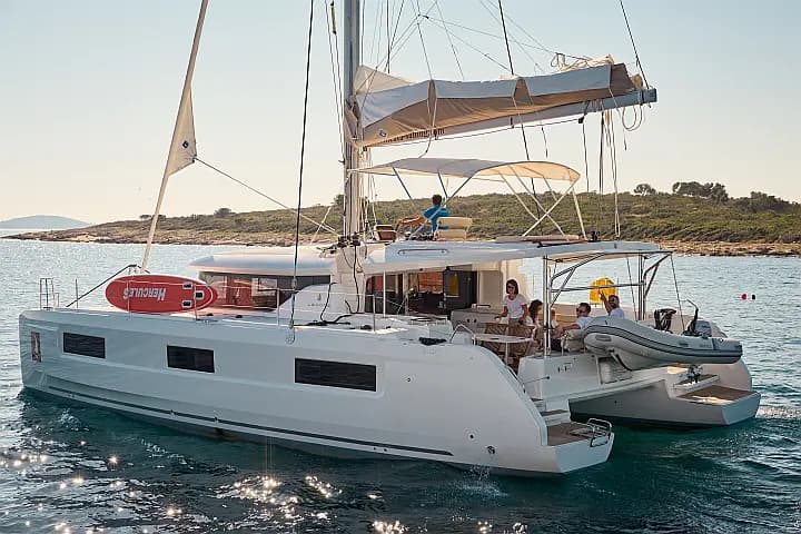 Lagoon 46 in Trogir / SCT Marina Trogir - Photo 4