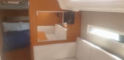Sun Odyssey 410 in Tropea / Porto di Tropea thumbnail 11
