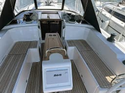 Bavaria C38 in Trogir / ACI Marina Trogir thumbnail 8