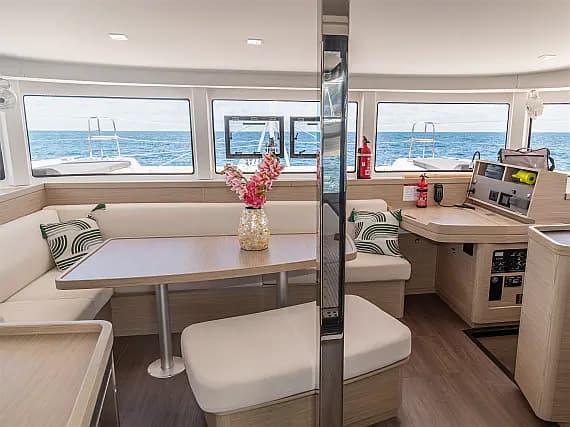 Lagoon 42 in Eden Island / Mahe, Victoria / Eden Island Marina - Photo 3