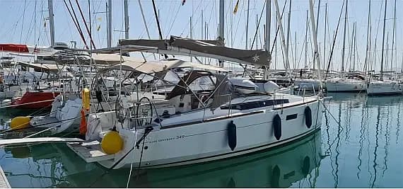 Sun Odyssey 349 in Pula / Tehnomont Marina Veruda - image 1