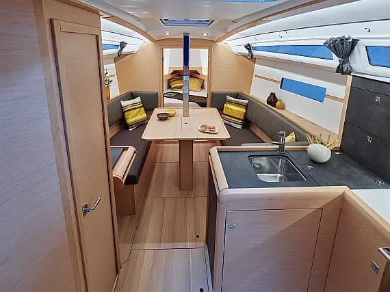 Sun Odyssey 349 in Pula / Tehnomont Marina Veruda - Photo 3