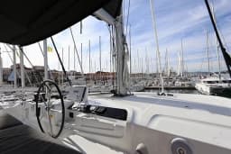 Lagoon 46 in Trogir / ACI Marina Trogir thumbnail 6