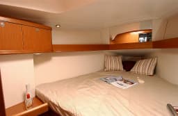Oceanis 34 in Nieuwpoort / VVW-Nieuwpoort thumbnail 5