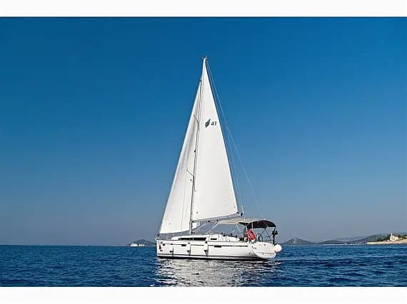 Bavaria Cruiser 41 in Murter / Marina Hramina - Photo 2