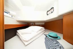 Bavaria Cruiser 41 in Murter / Marina Hramina thumbnail 12