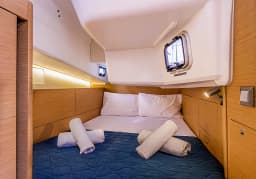 Sun Odyssey 410 in Nea Peramos - Attica / Nea Peramos thumbnail 12