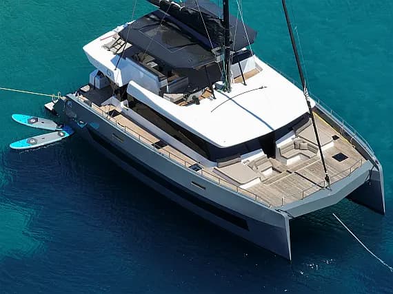 Moon Sail 60 in Lavrion Main Port - Photo 1