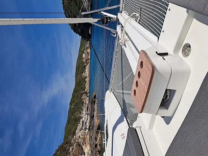 Lagoon 46 in Eden Island / Mahe, Victoria / Eden Island Marina - Photo 5