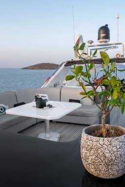 Akhir 27 in Mykonos / Ornos bay thumbnail 26