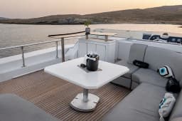 Akhir 27 in Mykonos / Ornos bay thumbnail 27