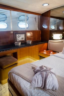 Akhir 27 in Mykonos / Ornos bay thumbnail 40