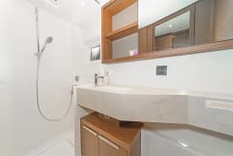 Lagoon 46 in Athens / Alimos Marina thumbnail 10
