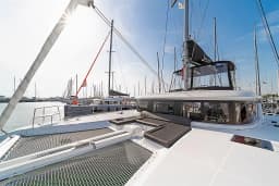 Lagoon 46 in Athens / Alimos Marina thumbnail 4