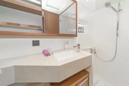 Lagoon 46 in Athens / Alimos Marina thumbnail 7