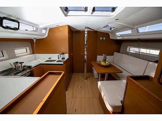 Sun Odyssey 440 in Kos / Marina Kos - Photo 3