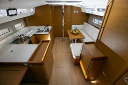 Sun Odyssey 440 in Kos / Marina Kos thumbnail 9