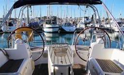 Oceanis 40 in Saint-Quay-Portrieux / Port d'Armor thumbnail 6