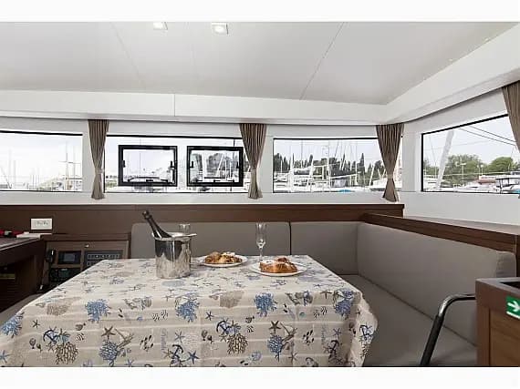 Lagoon 40 in Lavrion / Olympic Marina - Photo 4