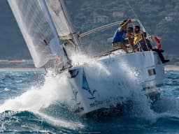 Dufour 390 in Sicily / Furnari / Marina Portorosa thumbnail 6