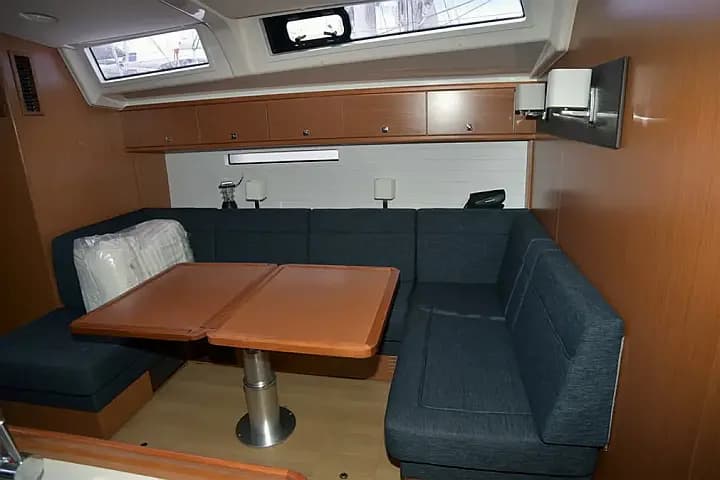 Bavaria Cruiser 56 in Kavala Marina - Photo 4